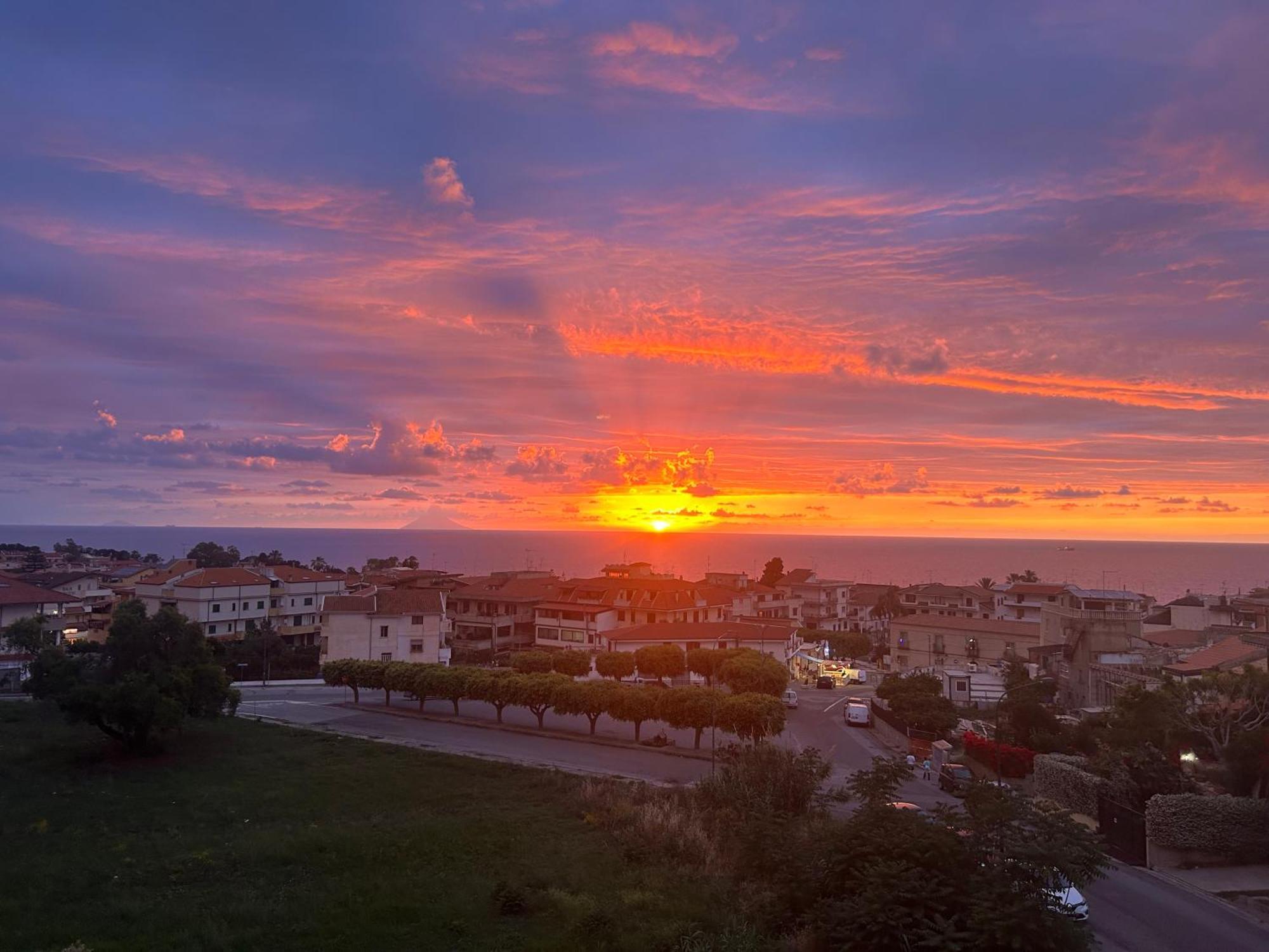 Sunrise Residence Santa Domenica Talao Exterior foto